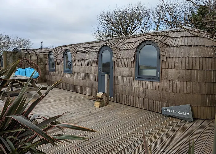Clotted Cream -Lydcott Glamping, Cornish Sea Views