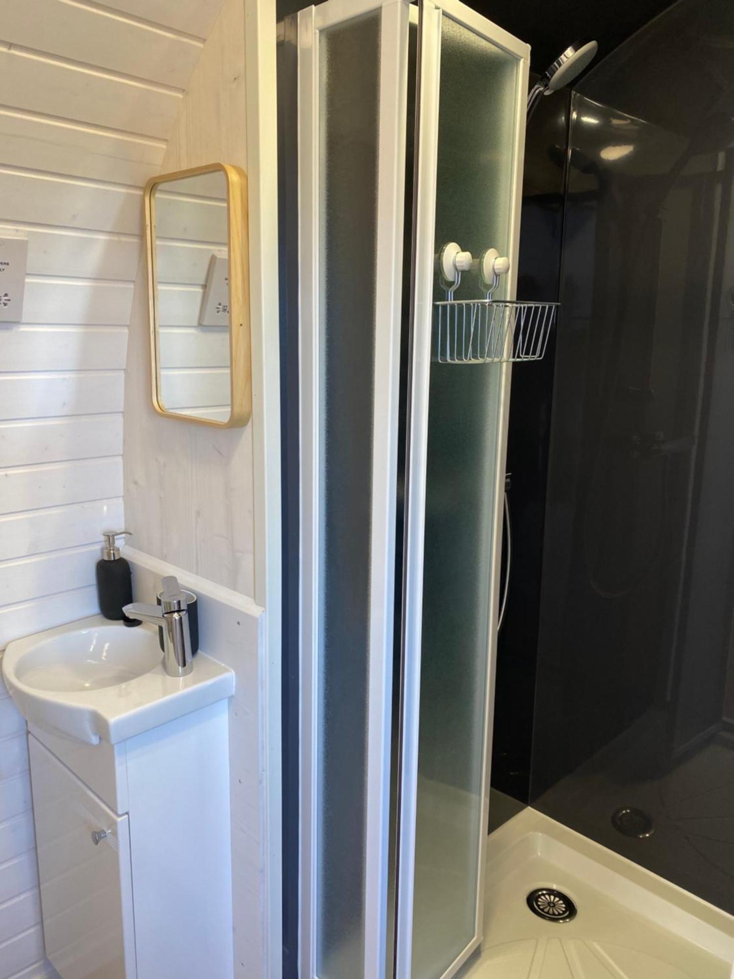 Holiday home Clotted Cream -lydcott Glamping, Cornish Sea Views Looe