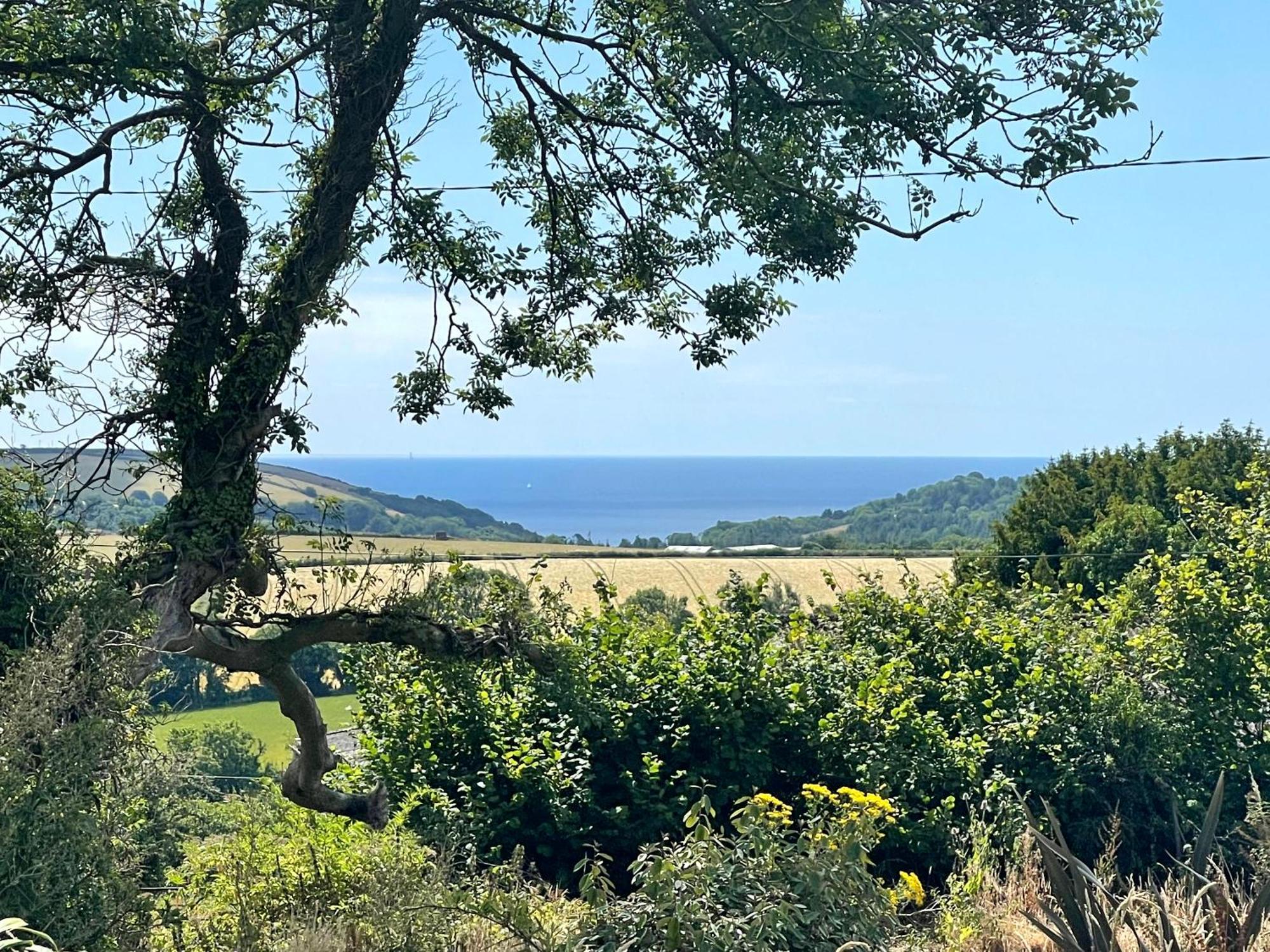 Clotted Cream -lydcott Glamping, Cornish Sea Views Holiday home Looe
